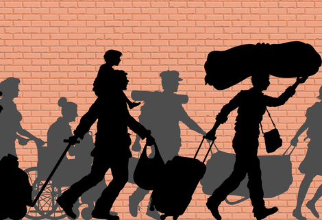 Piktogramm von Menschen mit Gepäck vor einer Backsteinmauer, die in eine Richtung gehen. Quelle: © gurcan - stock.adobe.com