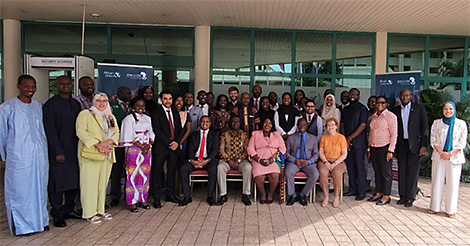 Eröffnung des Peer-Learning-Workshops in Accra mit einem Gruppenfoto. Quelle: Africa CDC